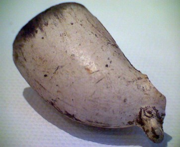 Fig 2. Late 17th century clay pipe